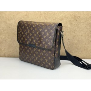 LOUIS VUITTON M40386 MACASSAR BASS GM